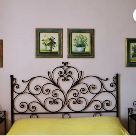 Casa Tra Mari E Monti Hébergement de vacances *